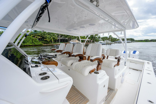 Valhalla Boatworks-V-55 2024-LITTLE KEMOSABE Palm Beach Gardens-Florida-United States-Valhalla 55  LITTLE KEMOSABE  Helm Seating-5772233