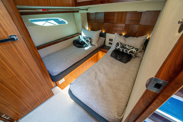 Riviera-6000 Sport Yacht 2015-Six Pack  Sarasota -Florida-United States-6108467