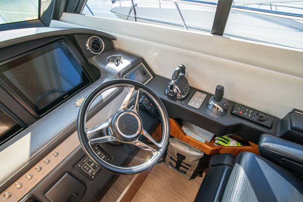 Riviera-6000 Sport Yacht 2015-Six Pack  Sarasota -Florida-United States-6108461