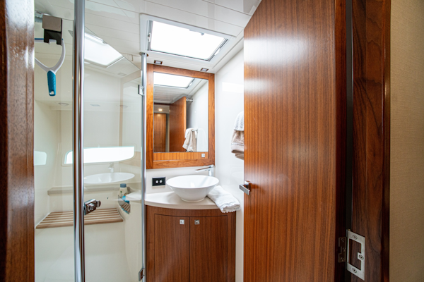 Riviera-6000 Sport Yacht 2015-Six Pack  Sarasota -Florida-United States-6108483