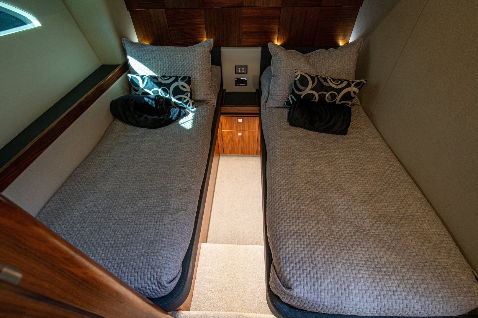 Riviera-6000 Sport Yacht 2015-Six Pack  Sarasota -Florida-United States-6108470 | Thumbnail