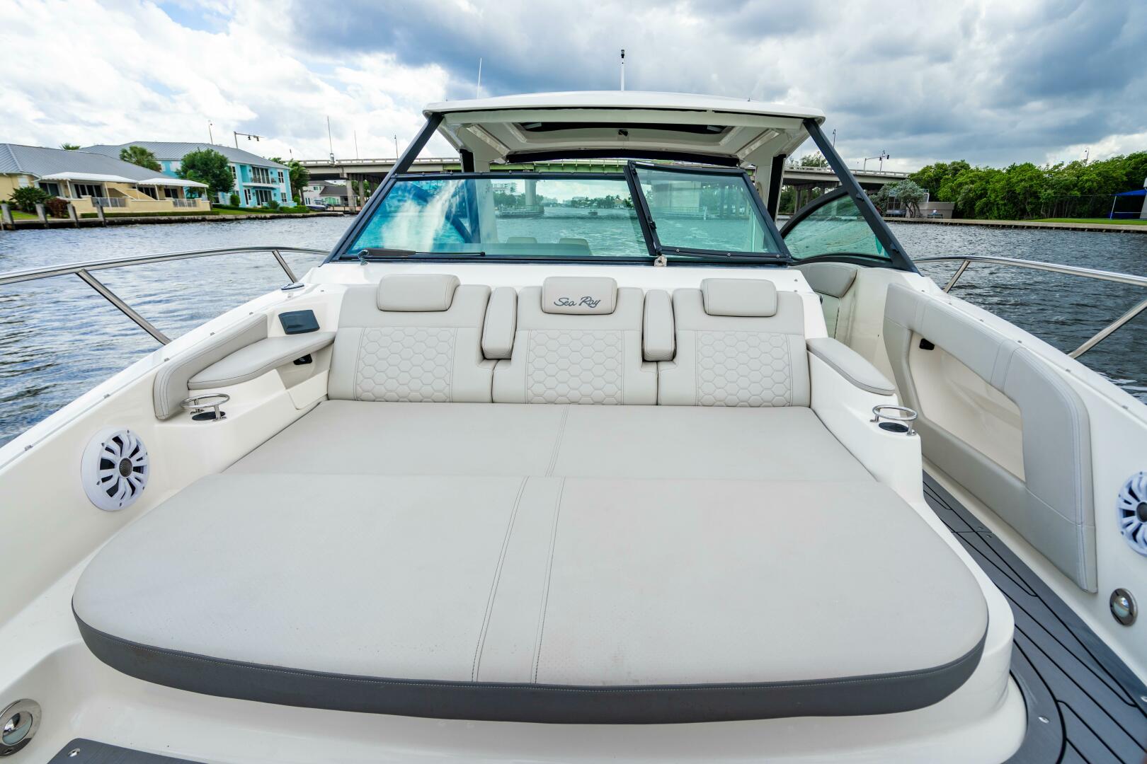 Sea Ray-Sundancer 32 Outboard 2021-Sound Decision Delray Beach-Florida-United States-5773061 | Thumbnail