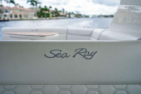 Sea Ray-Sundancer 32 Outboard 2021-Sound Decision Delray Beach-Florida-United States-5773071