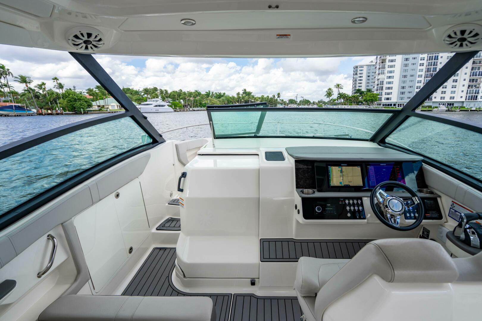 Sea Ray-Sundancer 32 Outboard 2021-Sound Decision Delray Beach-Florida-United States-5773077 | Thumbnail