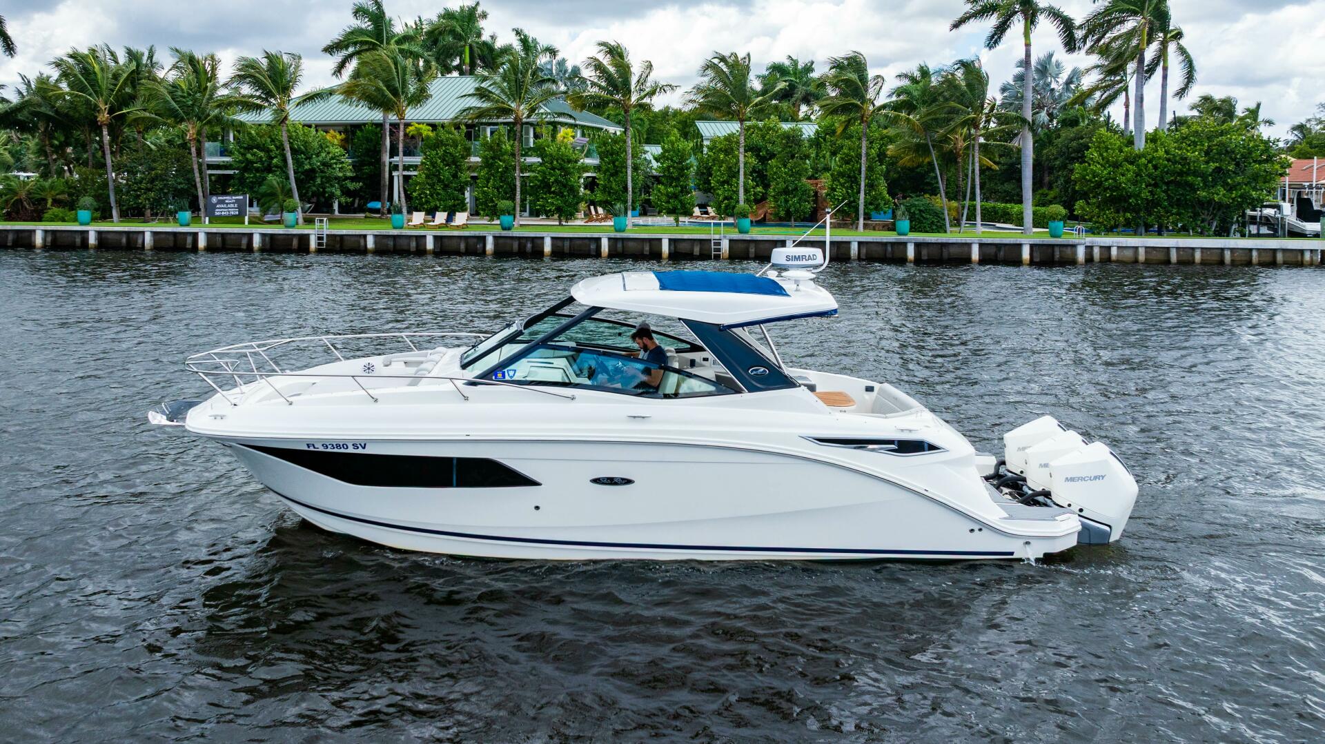 Sea Ray-Sundancer 32 Outboard 2021-Sound Decision Delray Beach-Florida-United States-5773042 | Thumbnail