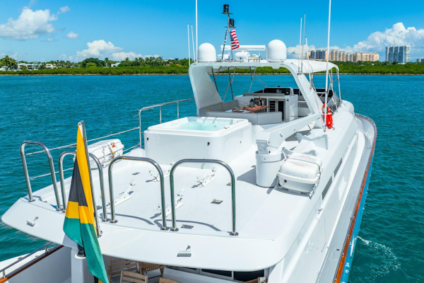 Maiora-Raised Pilothouse 1991-AZURE Nassau-Bahamas-5782554