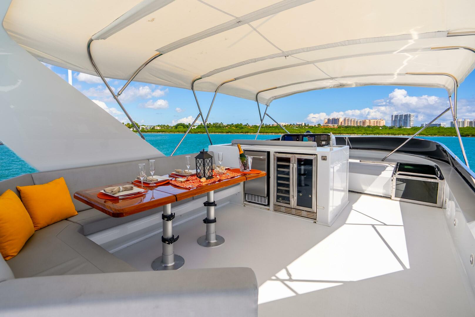 Maiora-Raised Pilothouse 1991-AZURE Nassau-Bahamas-5782550 | Thumbnail