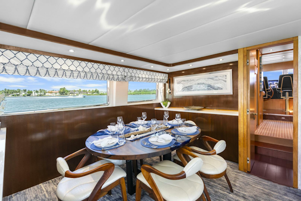 Maiora-Raised Pilothouse 1991-AZURE Nassau-Bahamas-5782535