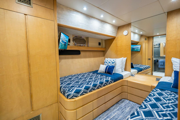 Maiora-Raised Pilothouse 1991-AZURE Nassau-Bahamas-5782545
