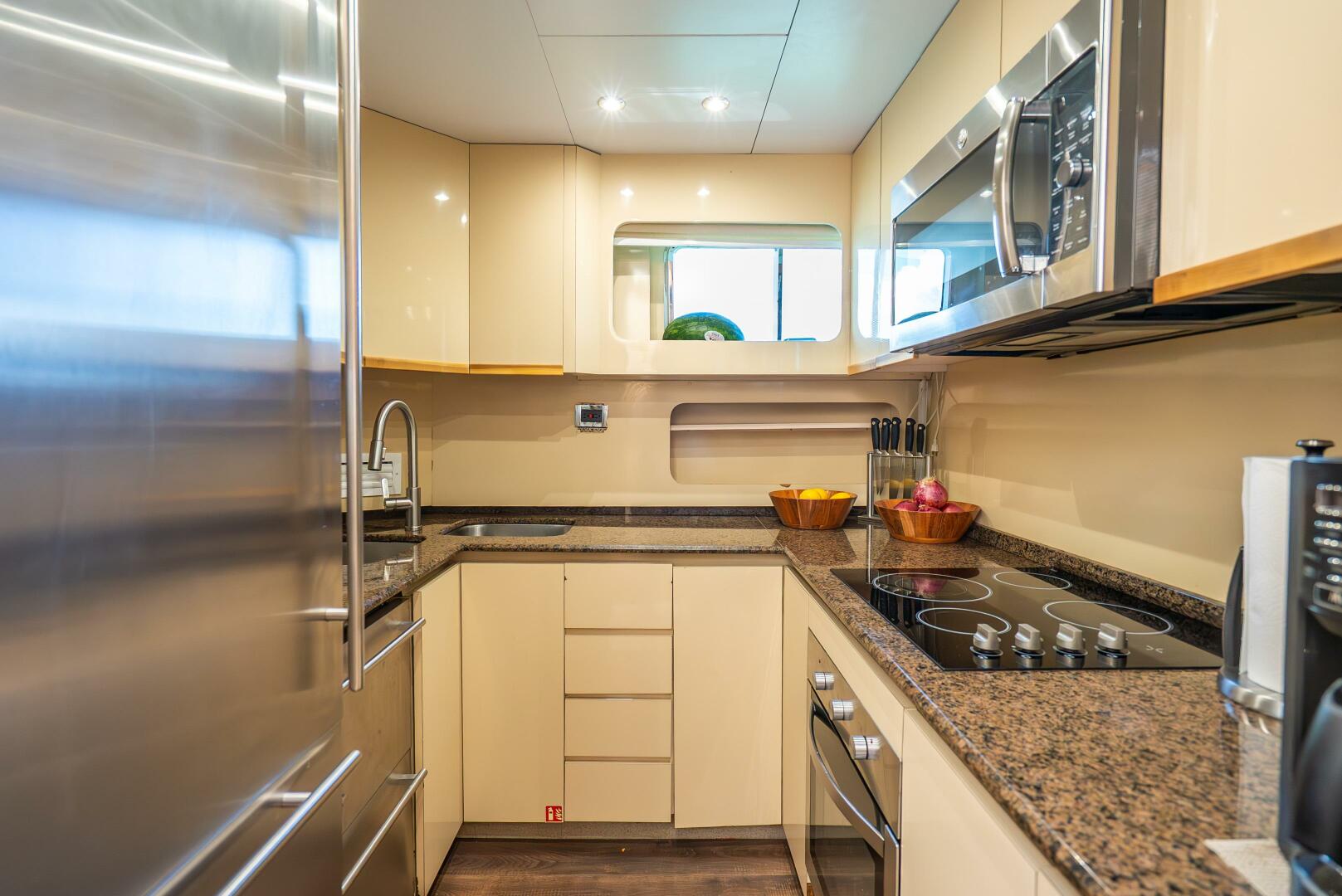 Maiora-Raised Pilothouse 1991-AZURE Nassau-Bahamas-5782548 | Thumbnail