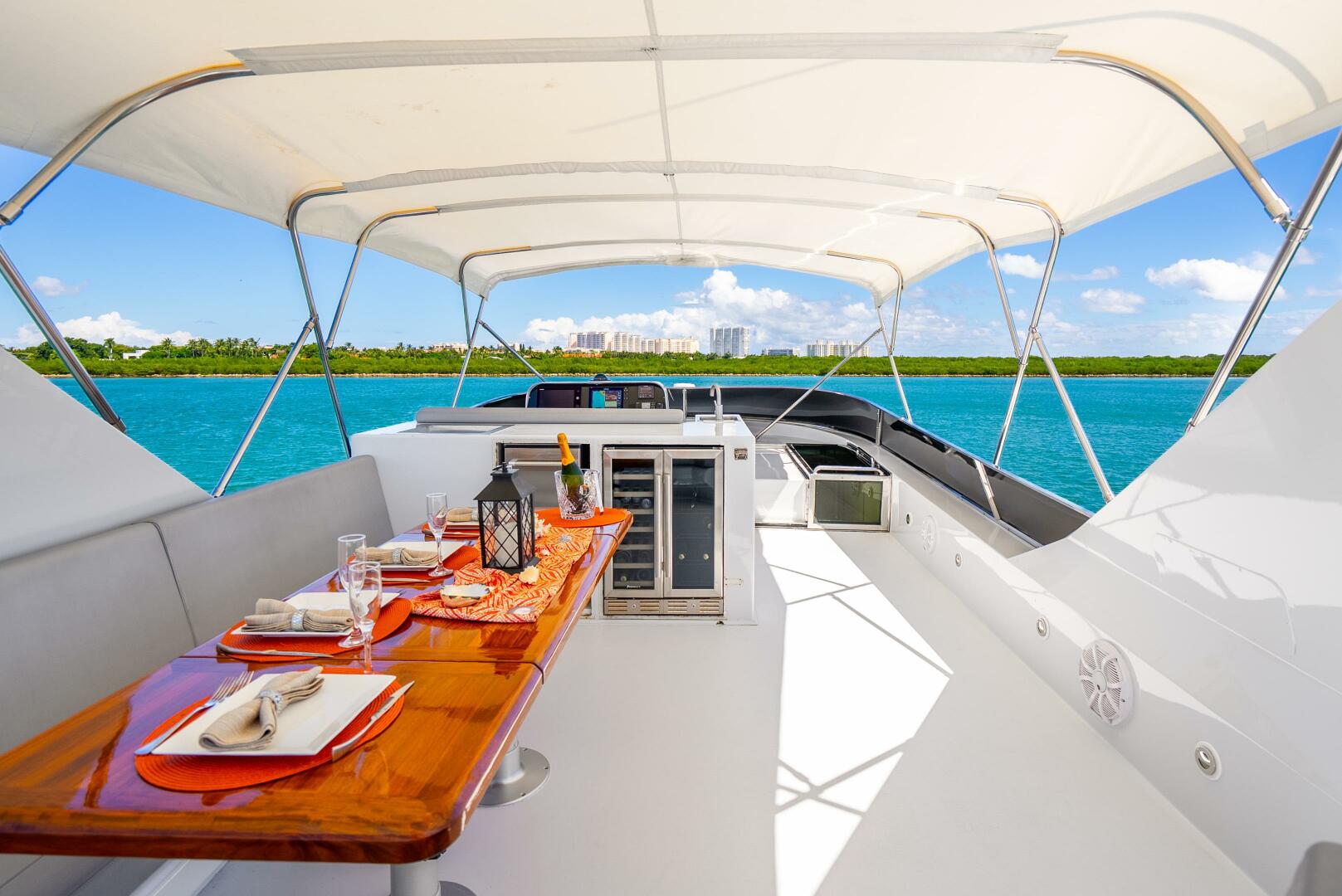Maiora-Raised Pilothouse 1991-AZURE Nassau-Bahamas-5782551 | Thumbnail