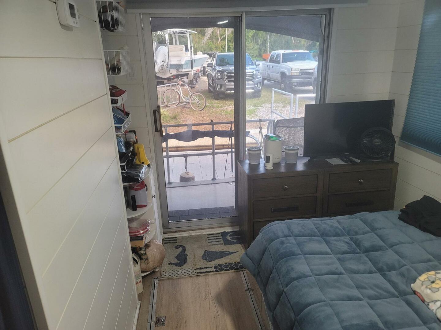 Hilburn-4412 1984 -DeLand-Florida-United States-5793041 | Thumbnail