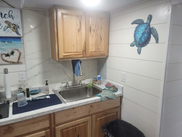 Hilburn-4412 1984 -DeLand-Florida-United States-5793069