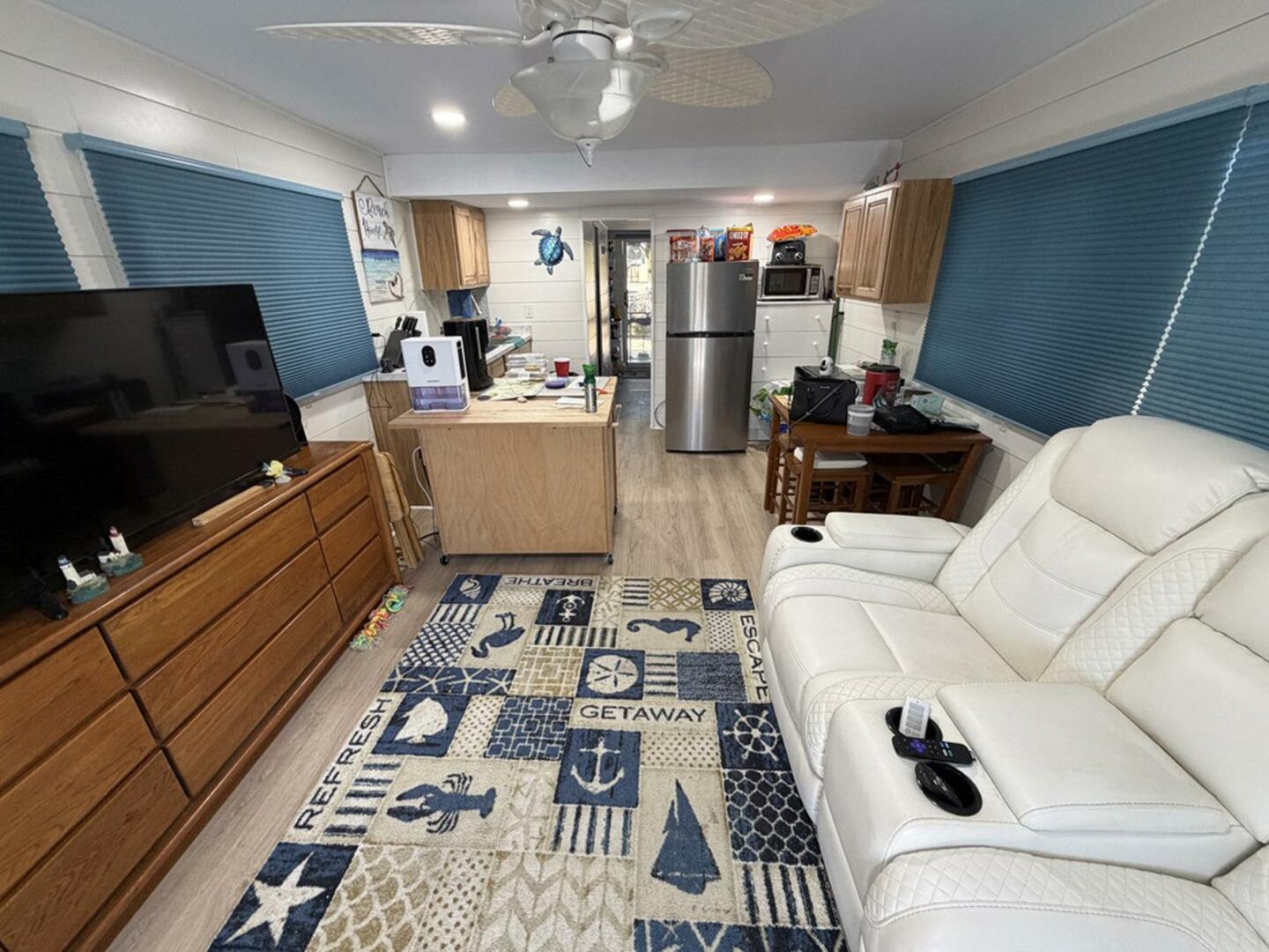 Hilburn-4412 1984 -DeLand-Florida-United States-5793061 | Thumbnail