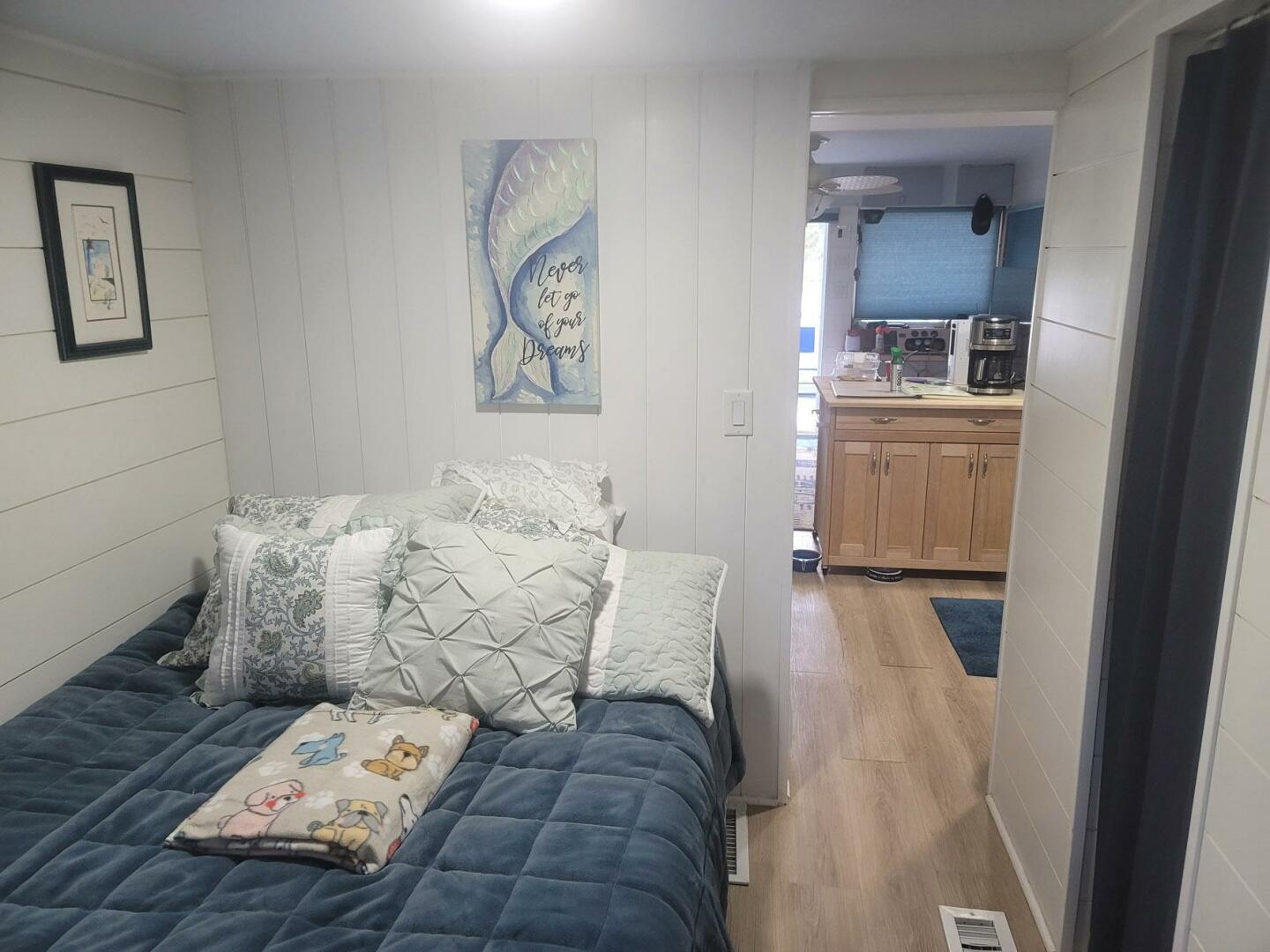 Hilburn-4412 1984 -DeLand-Florida-United States-5793039 | Thumbnail