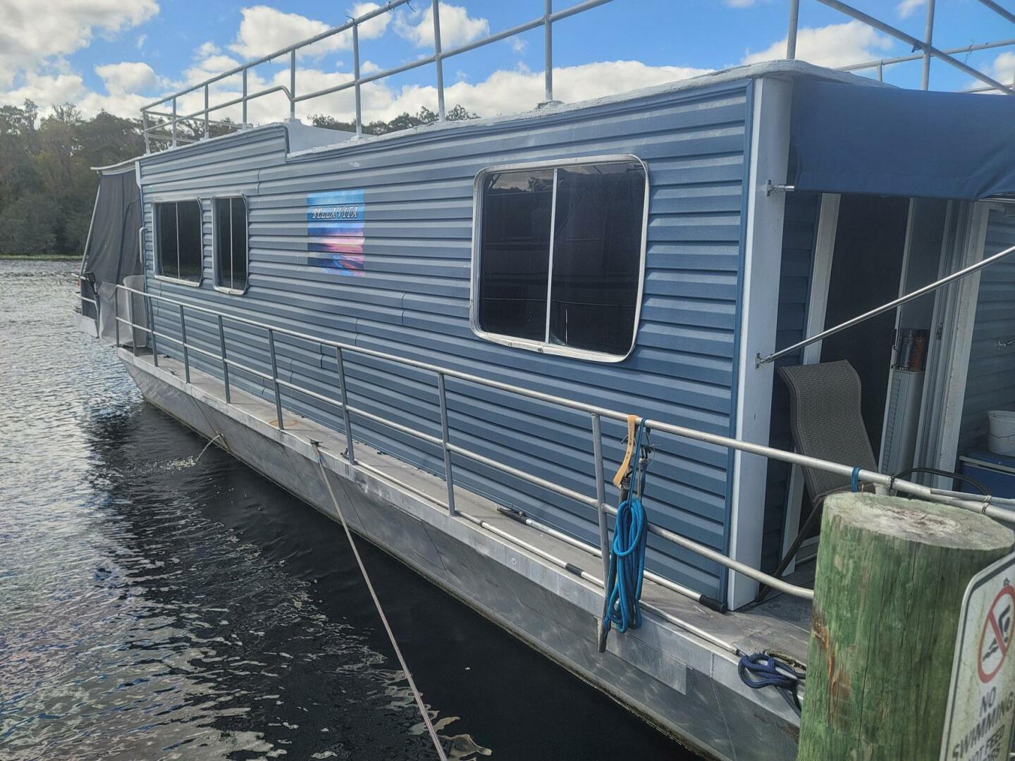 Hilburn-4412 1984 -DeLand-Florida-United States-5793073 | Thumbnail