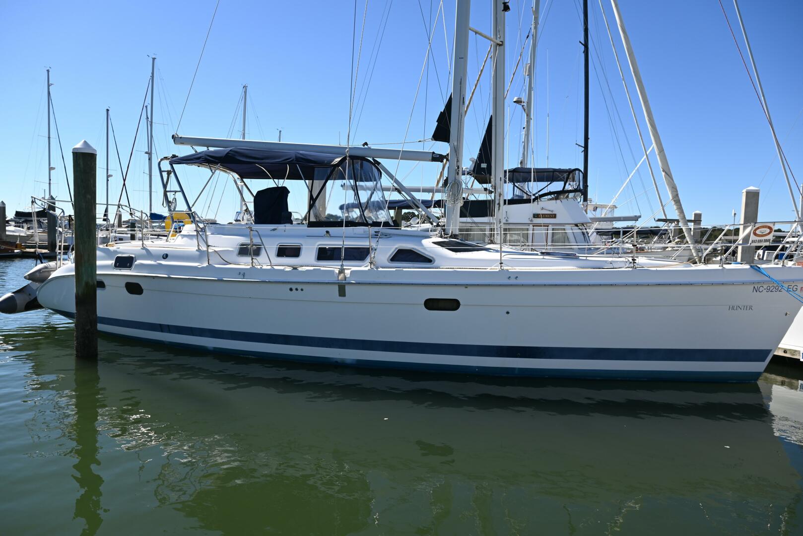 Hunter-456 2003 -Hilton Head Island-South Carolina-United States-DSC_2473-5784137 | Thumbnail