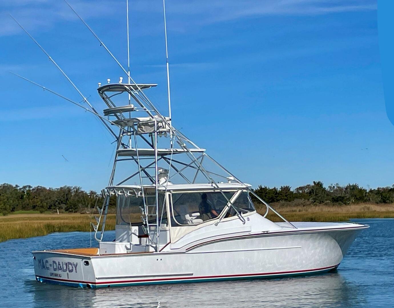 Custom Carolina-40 DeSanti 2005-M.A.C. Daddy Cape May-New Jersey-United States-5785870 | Thumbnail