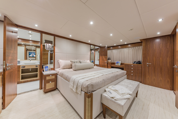 Hargrave-Raised Pilothouse 2018-Second Amendment Fort Lauderdale-Florida-United States-5787597