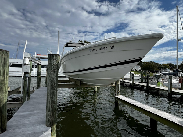 Avanti-33 2000 -Annapolis-Maryland-United States-5788895