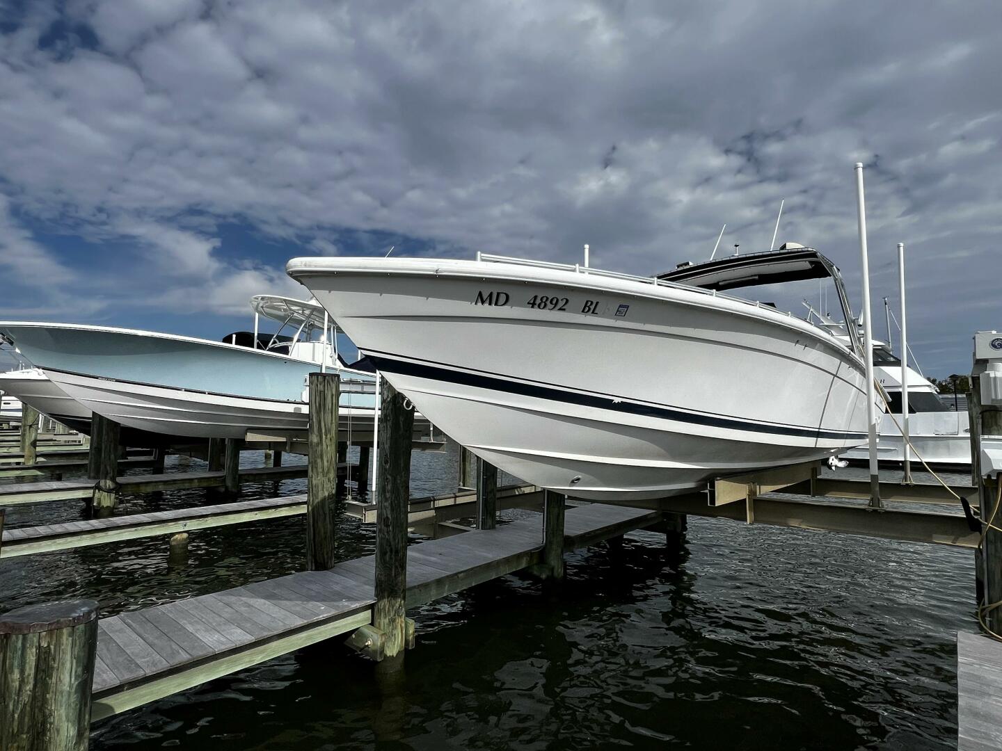 Avanti-33 2000 -Annapolis-Maryland-United States-5788897 | Thumbnail