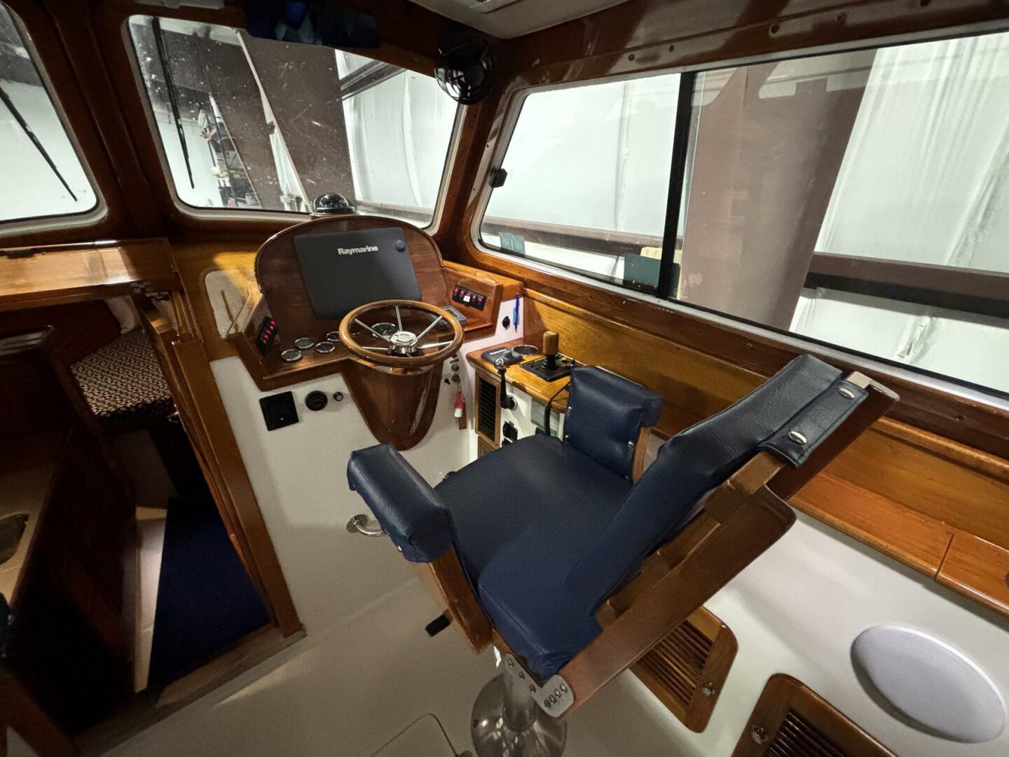 Hinckley-36 Picnic Boat EP 2004-MANITOU North Stonington-Connecticut-United States-5789605 | Thumbnail