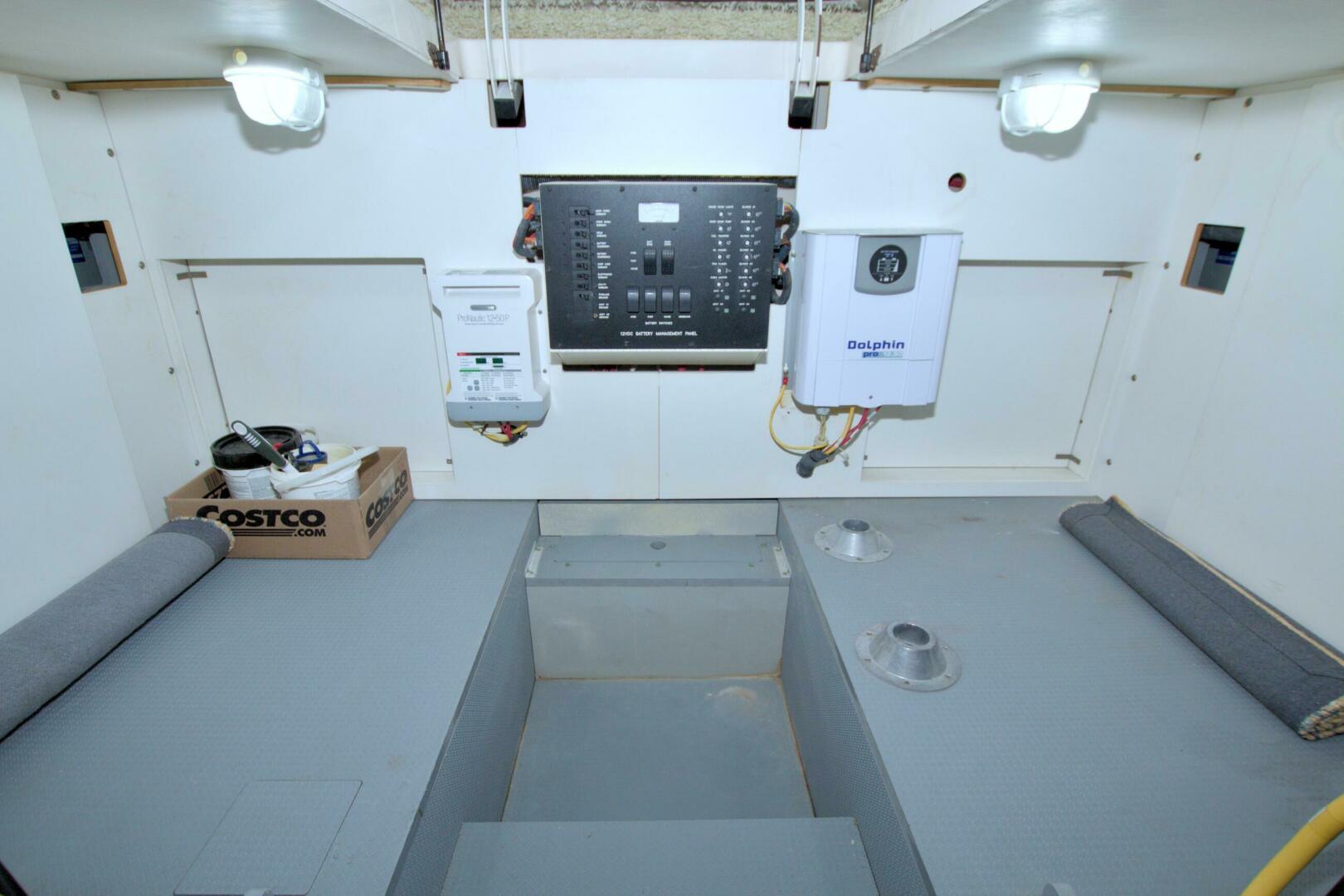 Meridian-441 Sedan 2013-Why Knot Fort Myers-Florida-United States-5794582 | Thumbnail