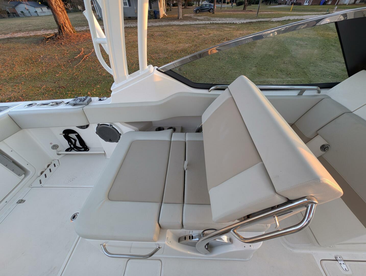 Boston Whaler-240 Vantage 2023-Demo Pay Kinston-North Carolina-United States-5790790 | Thumbnail