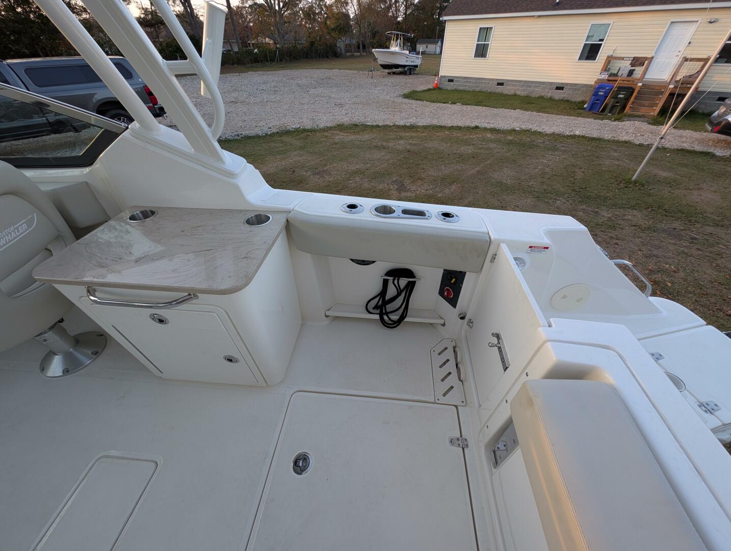 Boston Whaler-240 Vantage 2023-Demo Pay Kinston-North Carolina-United States-5790770 | Thumbnail