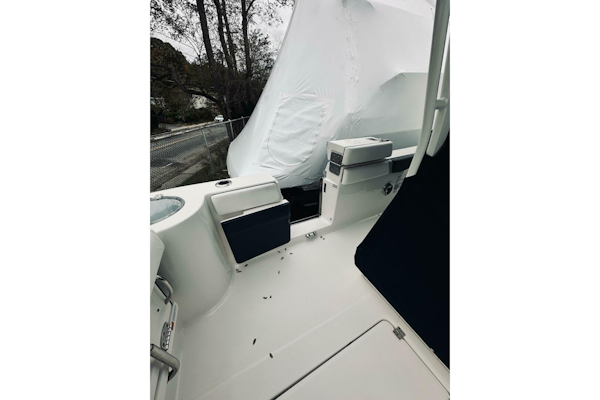 Robalo-R272 Center Console 2022 -Glen Cove-New York-United States-5791450