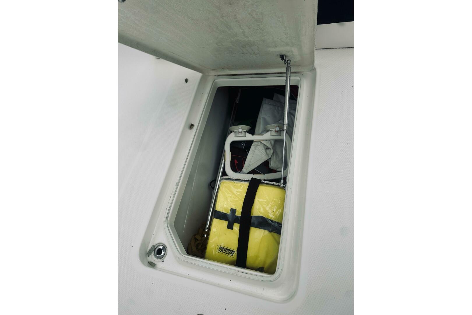 Robalo-R272 Center Console 2022 -Glen Cove-New York-United States-5791467 | Thumbnail
