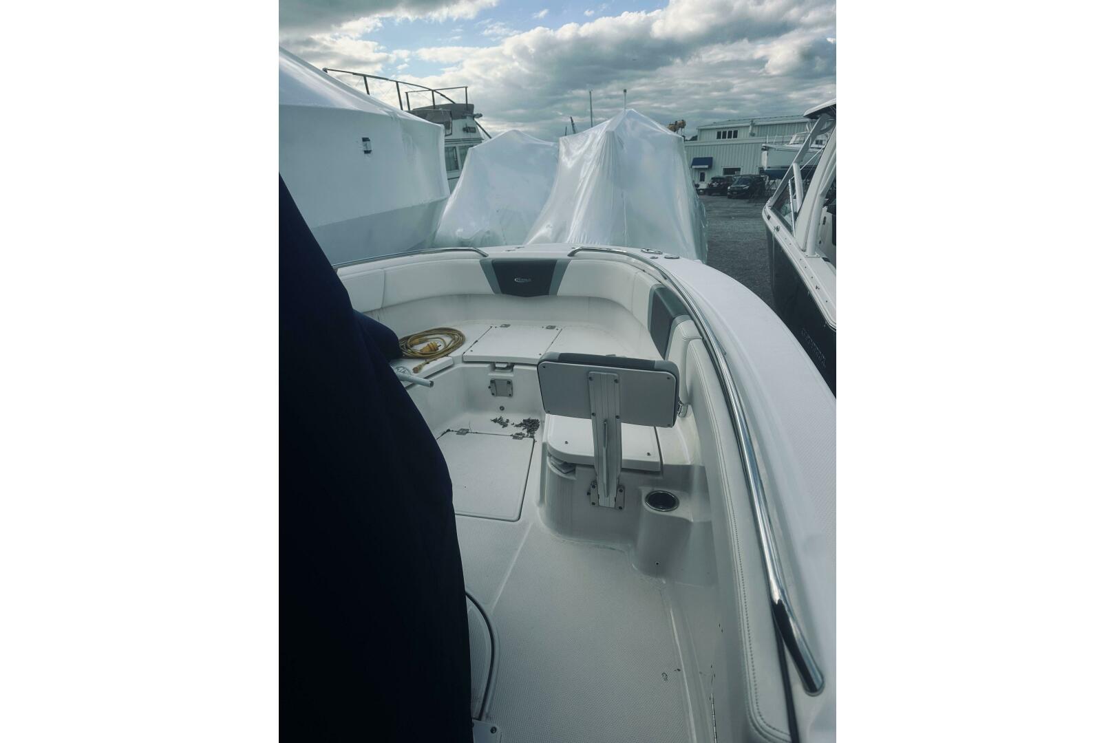 Robalo-R272 Center Console 2022 -Glen Cove-New York-United States-5791424 | Thumbnail