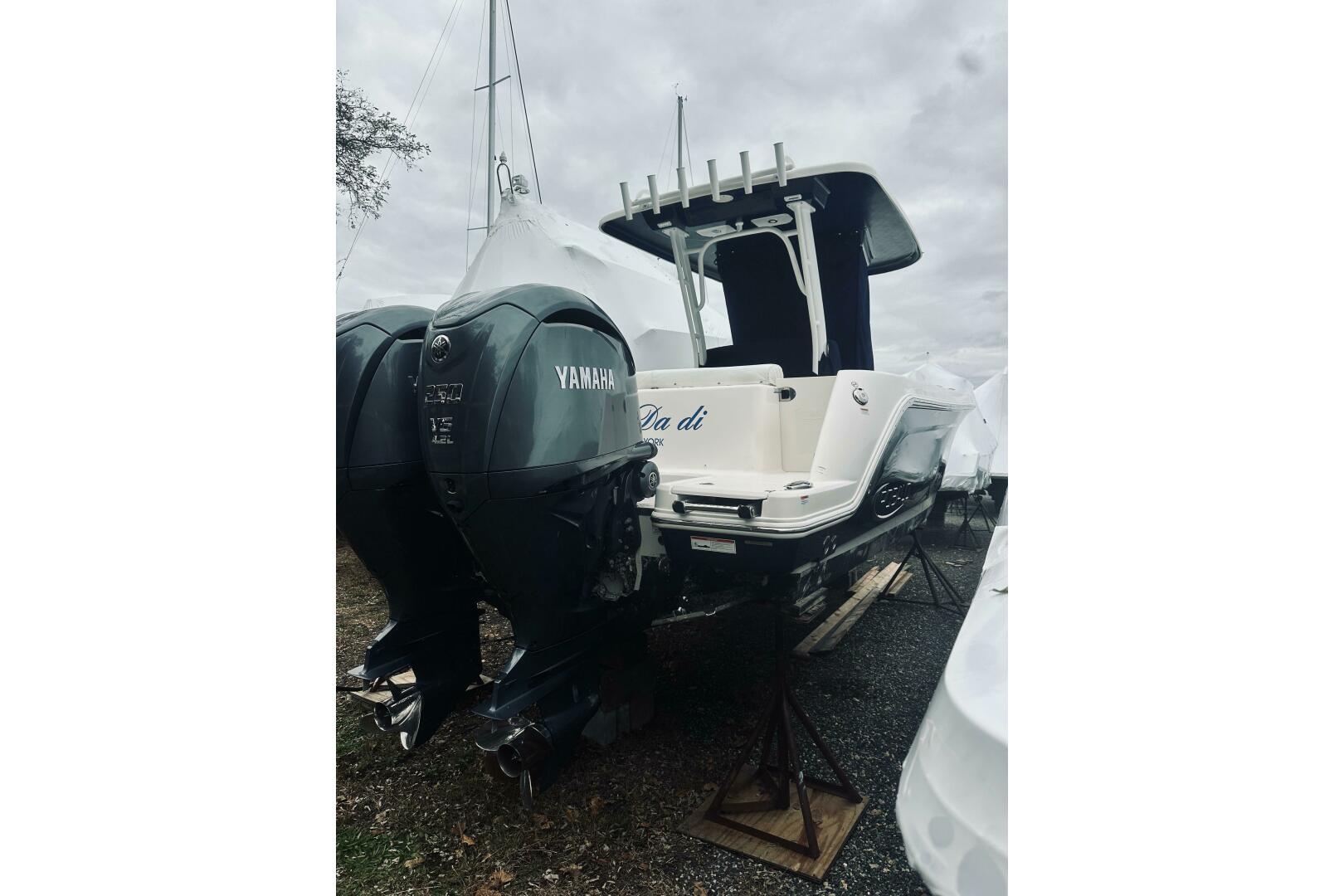Robalo-R272 Center Console 2022 -Glen Cove-New York-United States-5791430 | Thumbnail