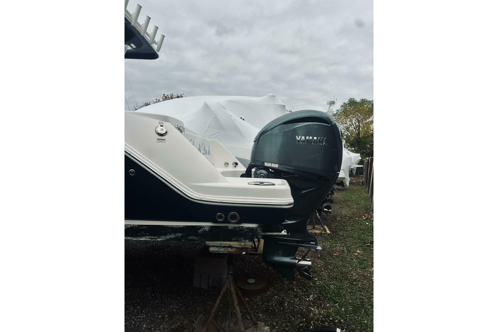 Robalo-R272 Center Console 2022 -Glen Cove-New York-United States-5791432 | Thumbnail