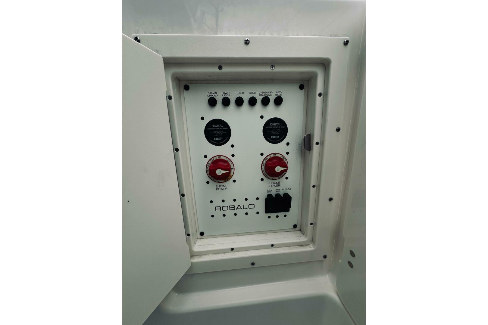 Robalo-R272 Center Console 2022 -Glen Cove-New York-United States-5791455 | Thumbnail