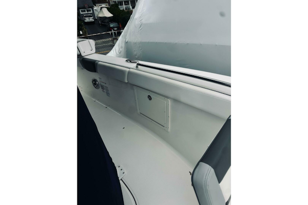 Robalo-R272 Center Console 2022 -Glen Cove-New York-United States-5791476