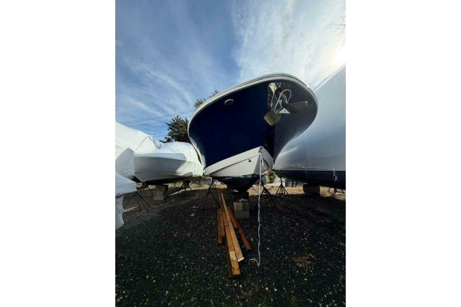 Robalo-R272 Center Console 2022 -Glen Cove-New York-United States-5791394 | Thumbnail