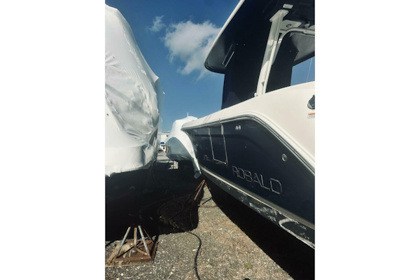 Robalo-R272 Center Console 2022 -Glen Cove-New York-United States-5791407