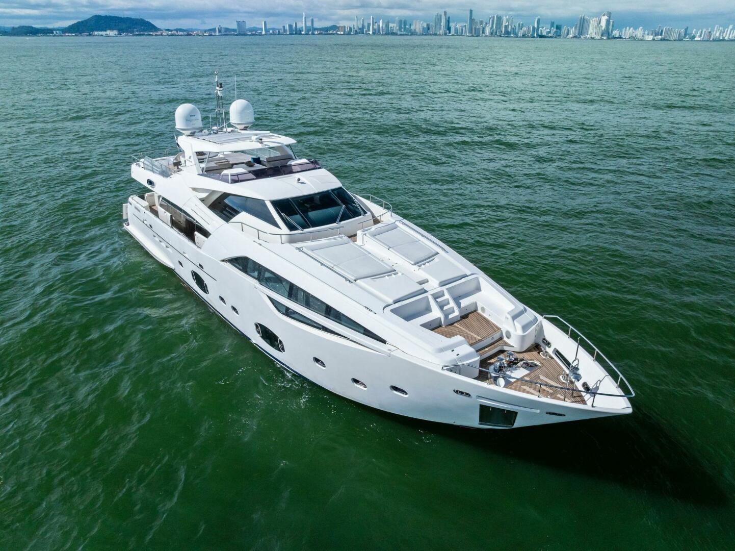 Custom Line-100 2014-SHA SHA SHA IV Panama City-Panama-5819001 | Thumbnail