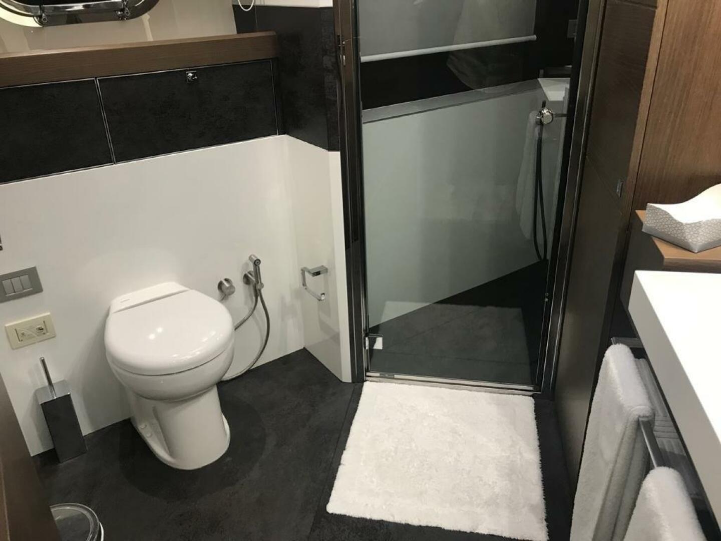 Custom Line-100 2014-SHA SHA SHA IV Panama City-Panama-5791551 | Thumbnail