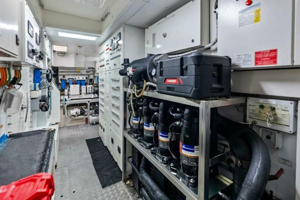 Custom Line-100 2014-SHA SHA SHA IV Panama City-Panama-5819081