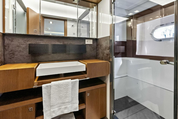 Custom Line-100 2014-SHA SHA SHA IV Panama City-Panama-5819060