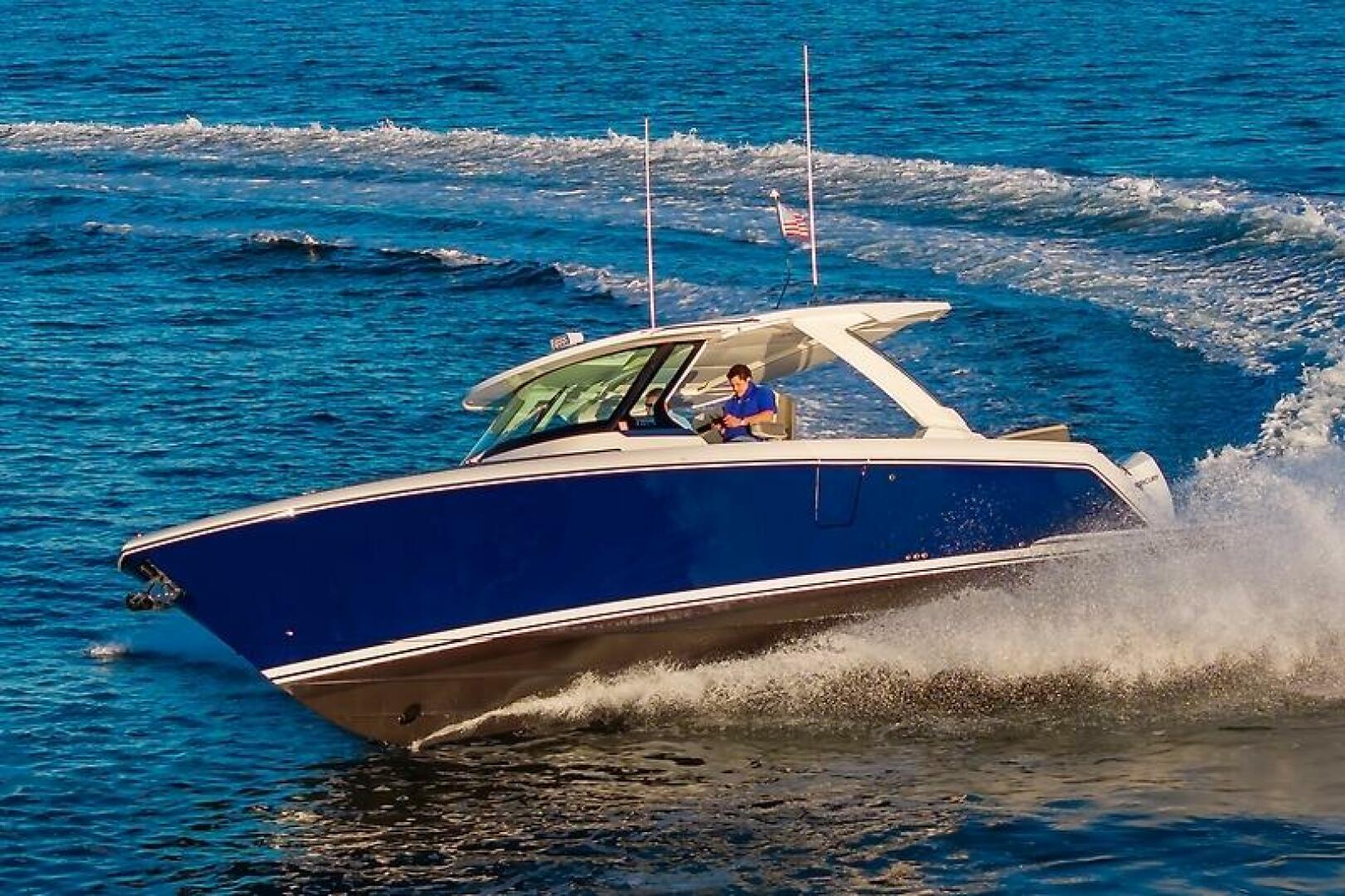 Tiara Yachts-38 LS 2023-Natalee Hampton-Virginia-United States-0005458707-5791571 | Thumbnail