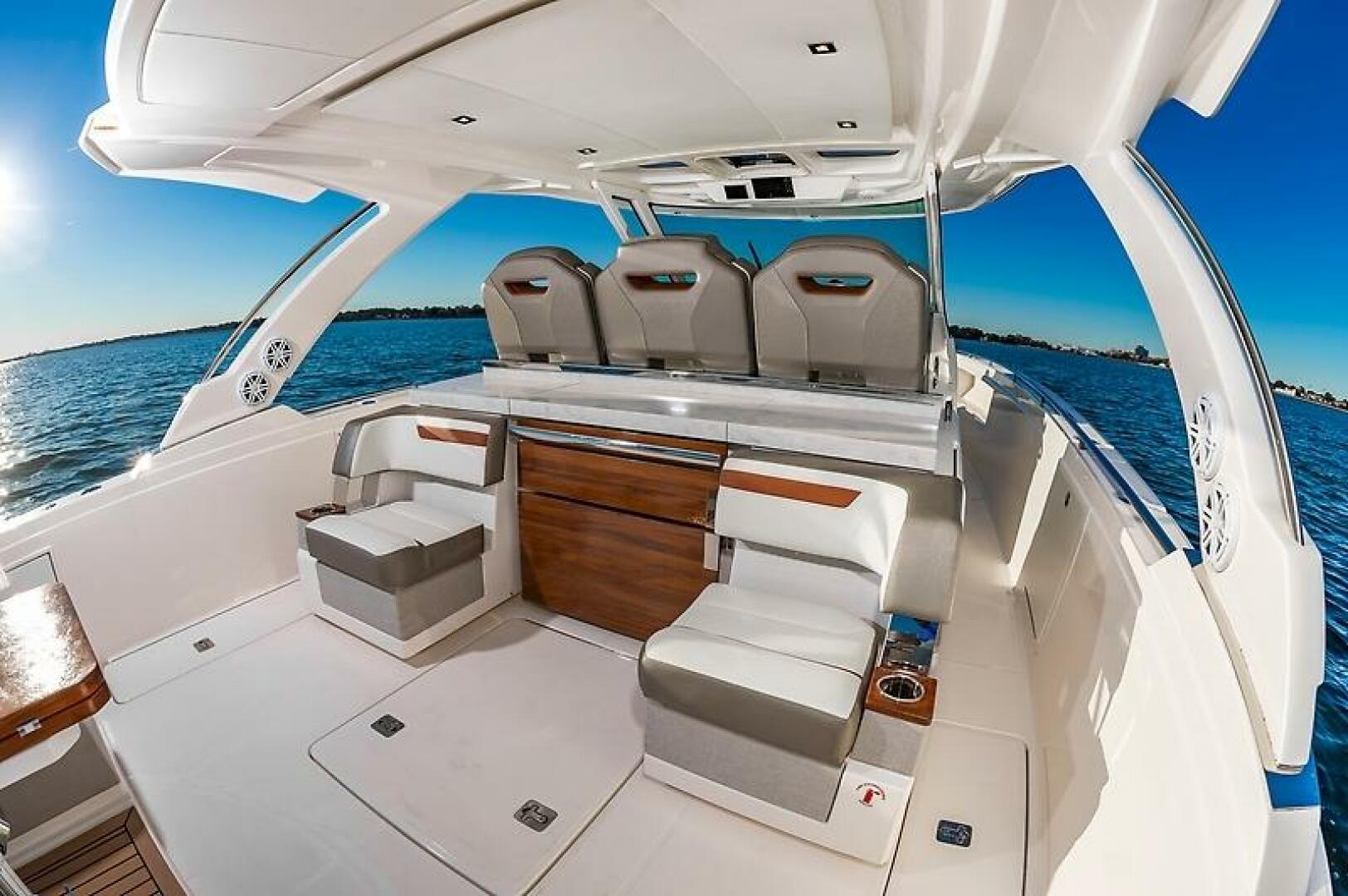Tiara Yachts-38 LS 2023-Natalee Hampton-Virginia-United States-0005458710-5791583 | Thumbnail
