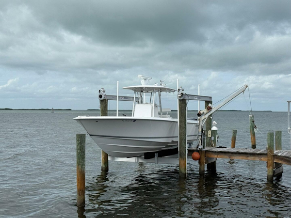 Contender-32 ST 2011 -Key Largo-Florida-United States-5791656