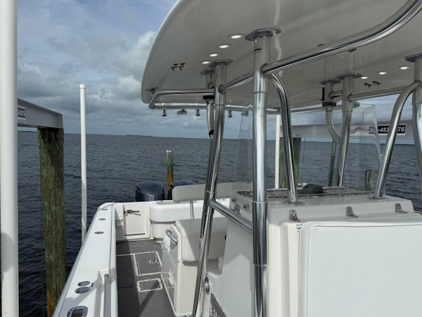 Contender-32 ST 2011 -Key Largo-Florida-United States-5791667