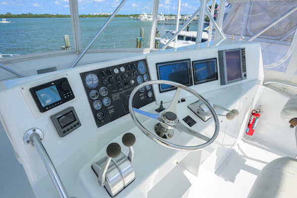Post-50 Convertible 1998-SEANYLE Ft Pierce-Florida-United States-Post 50 SEANYLE  Flybridge Helm-5792283