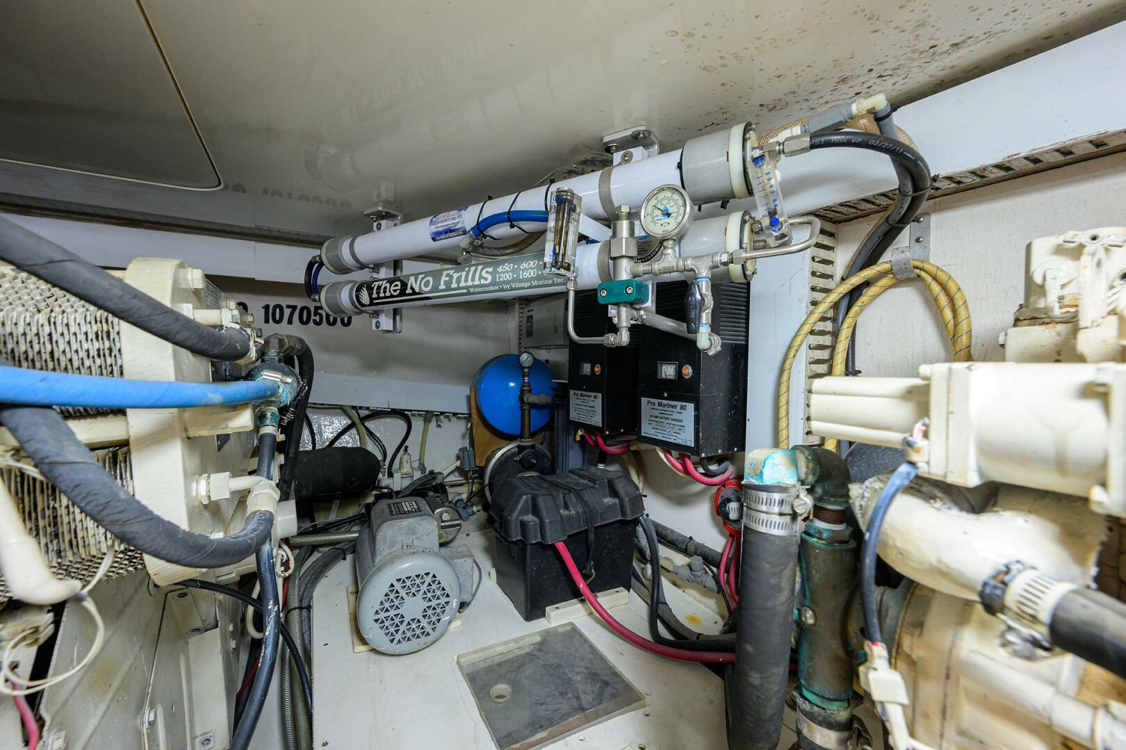 Post-50 Convertible 1998-SEANYLE Ft Pierce-Florida-United States-Post 50 SEANYLE  Engine Room-5792336 | Thumbnail