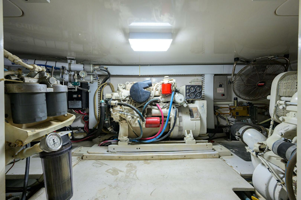 Post-50 Convertible 1998-SEANYLE Ft Pierce-Florida-United States-Post 50 SEANYLE  Engine Room-5792334