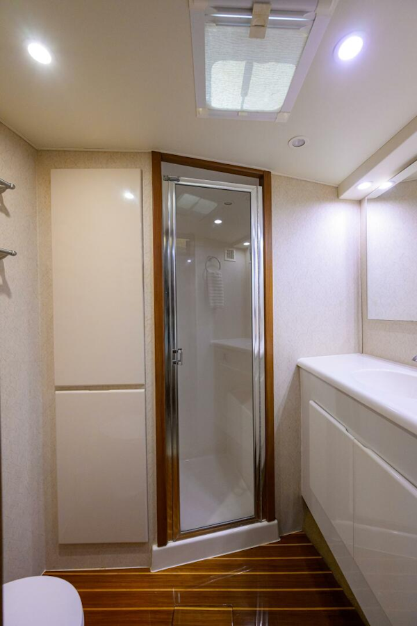 Post-50 Convertible 1998-SEANYLE Ft Pierce-Florida-United States-Post 50 SEANYLE  Master Ensuite Head-5792314